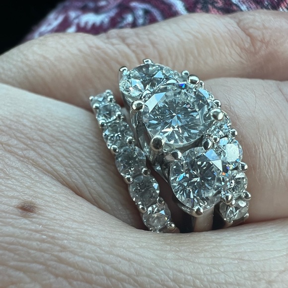 Diamond ring - Picture 6 of 8